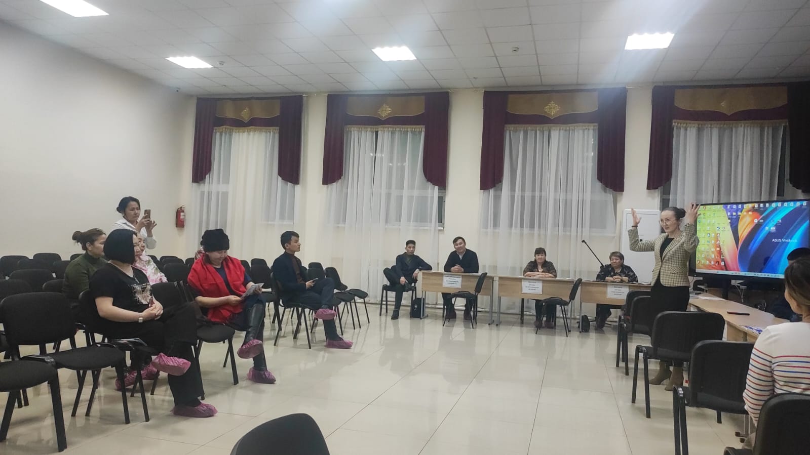 Ата-аналар жиналысы