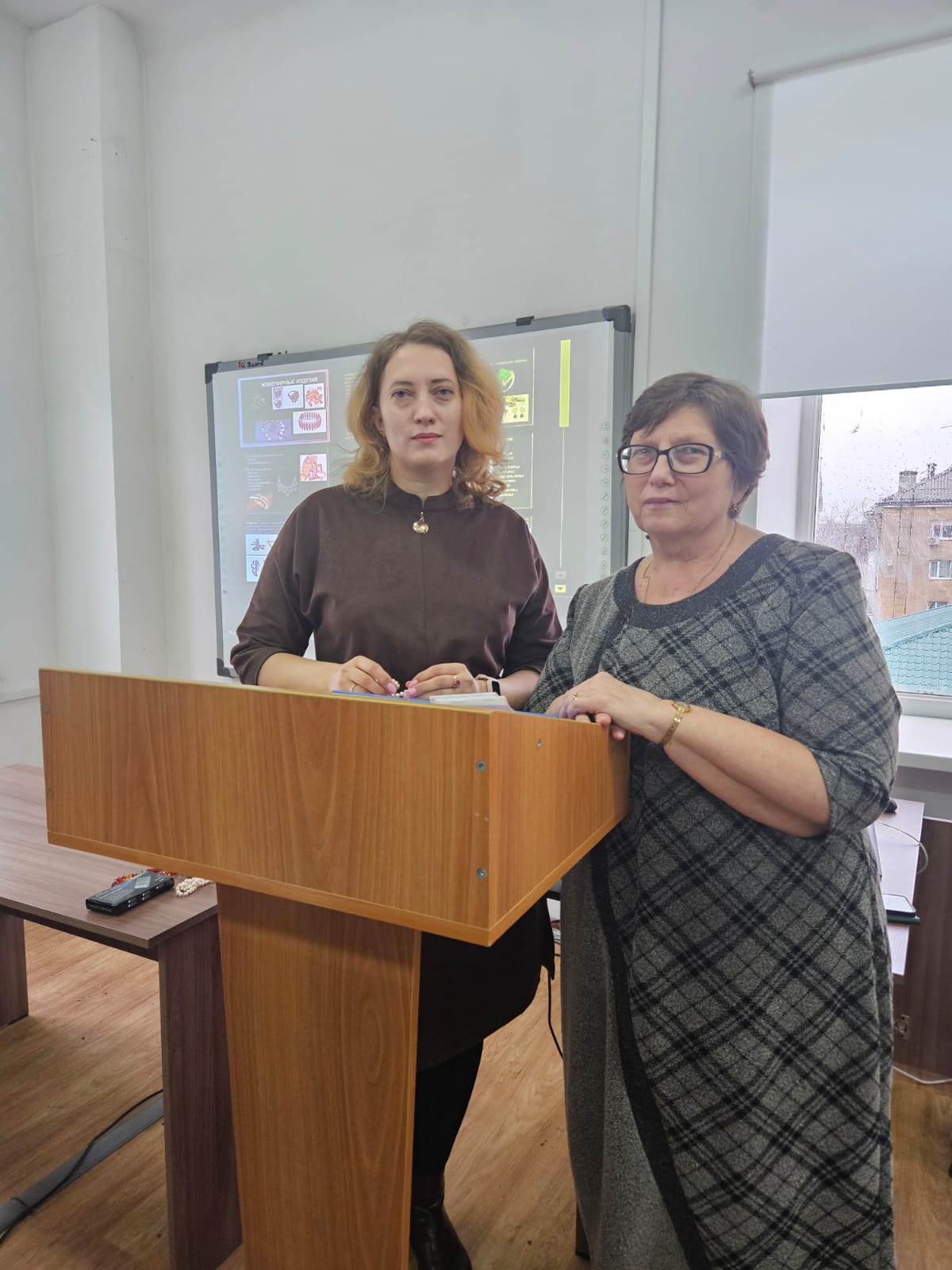 Встреча с практическим работником «Малахитовая шкатулка».Тема: Ювелирные изделия