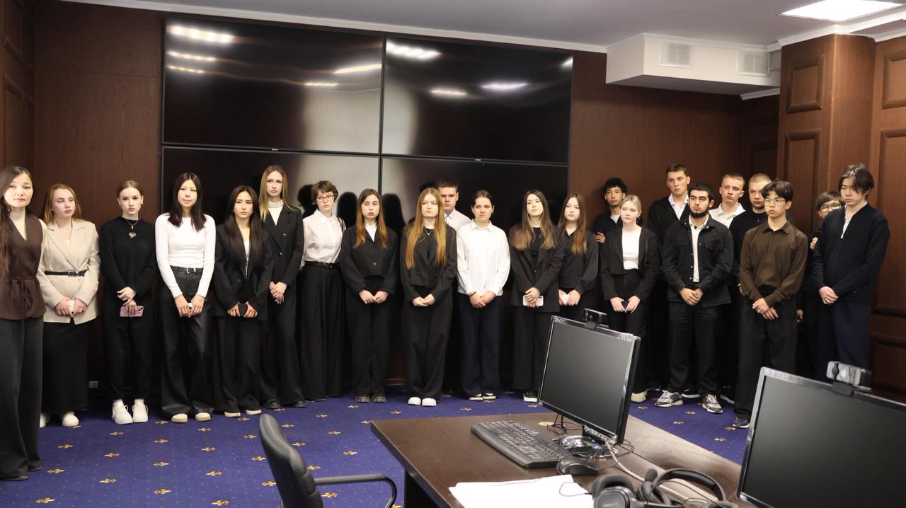 Теориядан тәжірибеге: құқық жүйесінің тірі болмысымен бетпе-бет